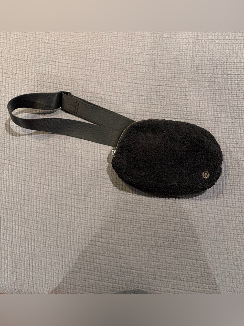 lululemon athletica Black Sherpa Waist Pouch
